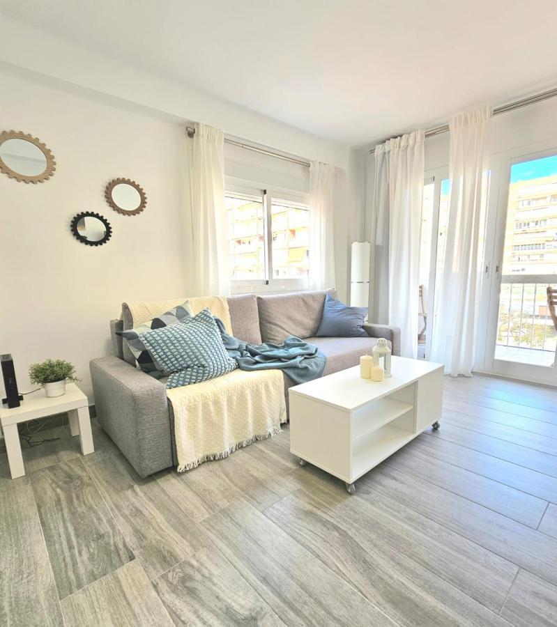 Mavi Torre Del Mar Apartman Kültér fotó