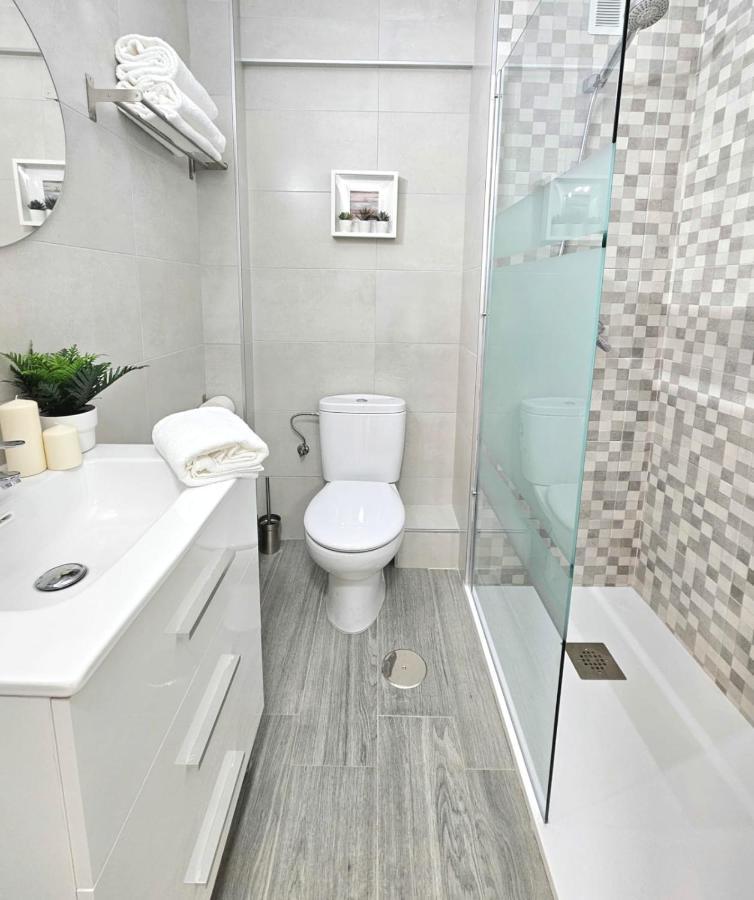Mavi Torre Del Mar Apartman Kültér fotó