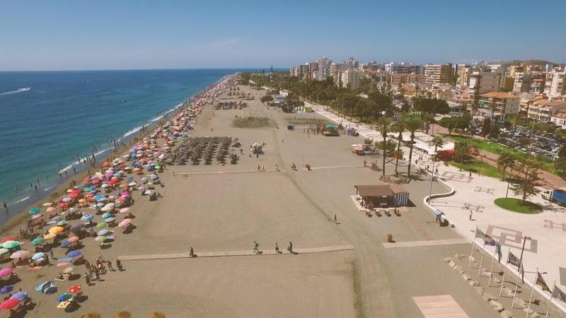 Mavi Torre Del Mar Apartman Kültér fotó